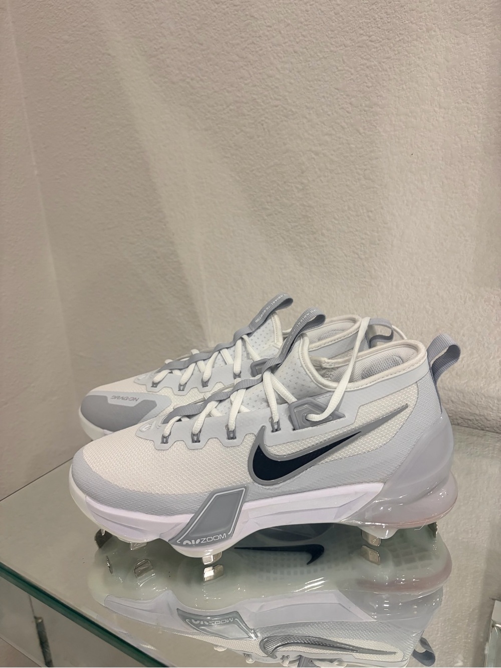 Nike White & Light Gray Black-Swoosh Air Zoom Baseball Cleats